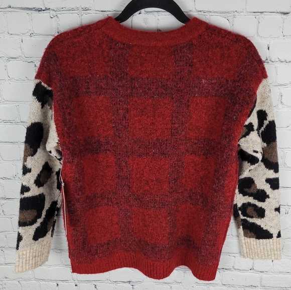 RD STYLE | crewneck windowpane plaid leopard animal print sweater - Picture 4 of 9